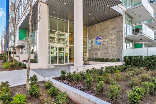 103-185 Victory Ship Way, North Vancouver, BC - Outdoor
