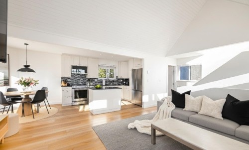 416 St. Georges Avenue, North Vancouver, BC 