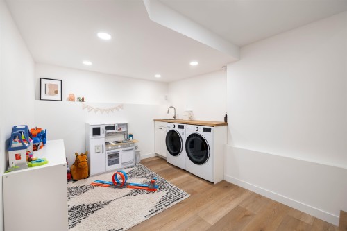 416 St. Georges Avenue, North Vancouver, BC 