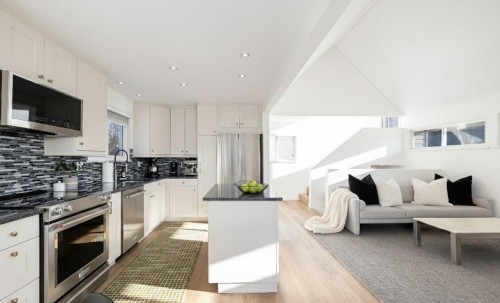 416 St. Georges Avenue, North Vancouver, BC 
