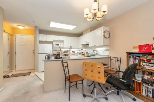 414-1591 Booth Avenue, Coquitlam, BC 