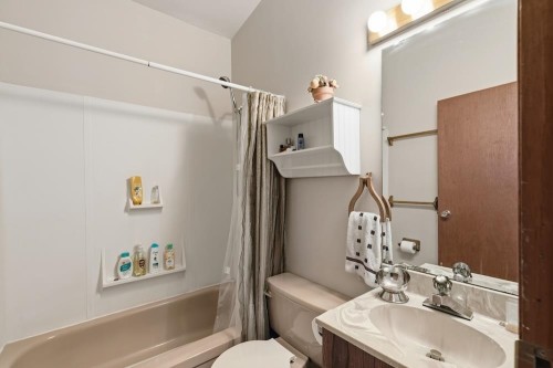 4979 Gonzales Road, Madeira Park, BC 
