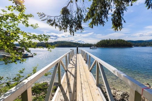 4979 Gonzales Road, Madeira Park, BC 