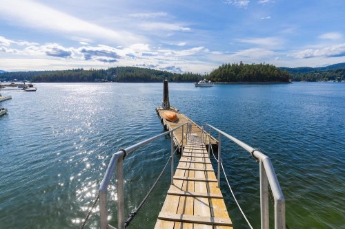 4979 Gonzales Road, Madeira Park, BC 