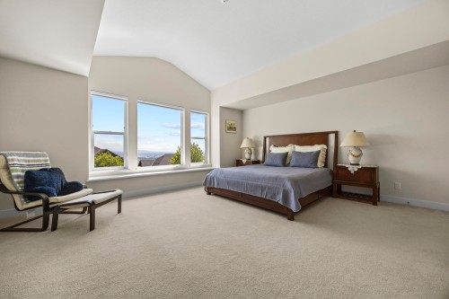 1442 Strawline Hill Street, Coquitlam, BC 