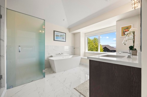 1442 Strawline Hill Street, Coquitlam, BC 