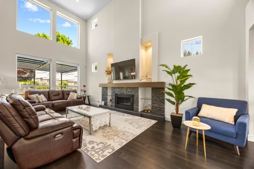 1442 Strawline Hill Street, Coquitlam, BC 