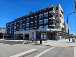 402-22265 Dewdney Trunk Road Maple Ridge, BC V2X 3J1