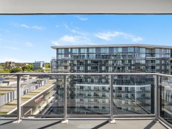 1212-6300 Minoru Boulevard Richmond, BC V6Y 0N1