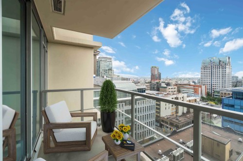1311-610 Granville Street  Vancouver, BC V6C 3T3