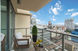 1311-610 Granville Street  Vancouver, BC V6C 3T3