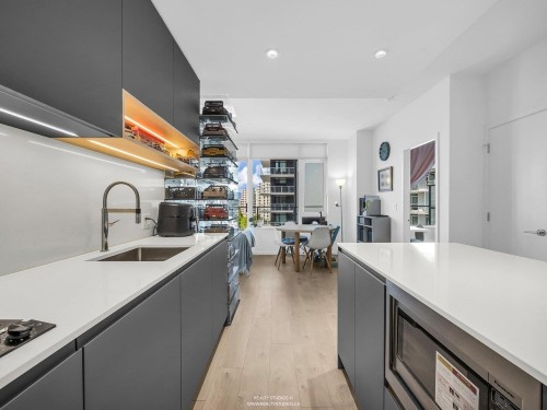 822-6300 Minoru Boulevard, Richmond, BC 