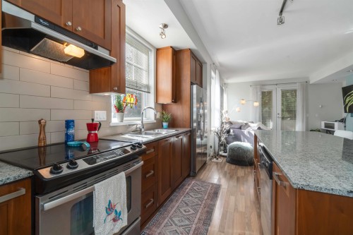 87-688 Edgar Avenue, Coquitlam, BC 