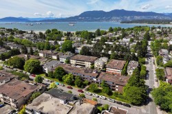 206-2025 2nd Avenue W Vancouver, BC V6J 1J6