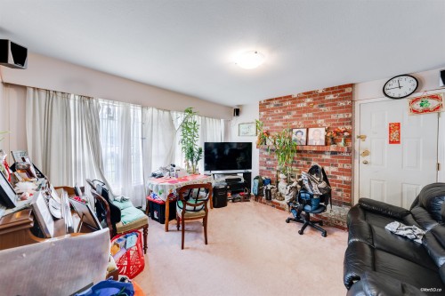 2945 Graveley Street E, Vancouver, BC 