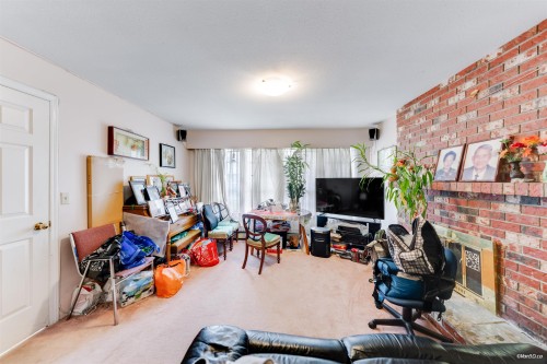 2945 Graveley Street E, Vancouver, BC 