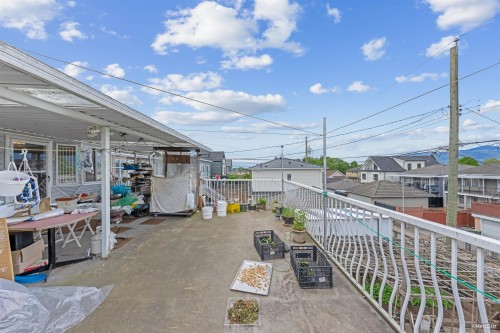 2945 Graveley Street E, Vancouver, BC 