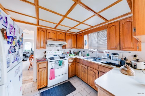 2945 Graveley Street E, Vancouver, BC 