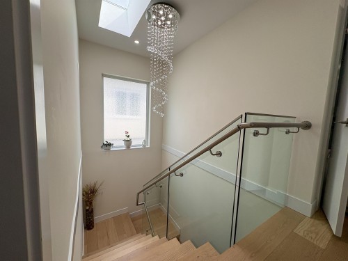759 57Th Avenue E, Vancouver, BC 