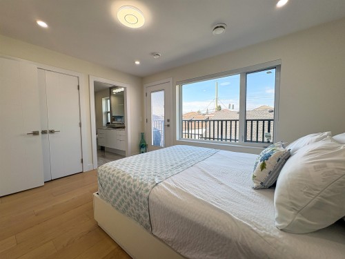 759 57Th Avenue E, Vancouver, BC 