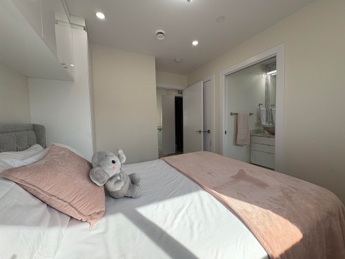 759 57Th Avenue E, Vancouver, BC 