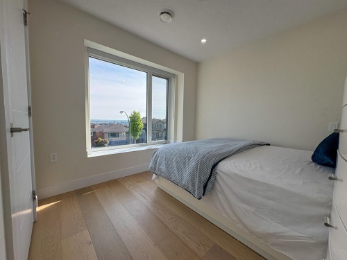 759 57Th Avenue E, Vancouver, BC 