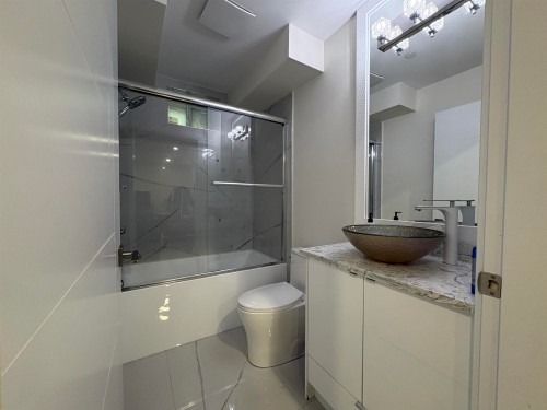 759 57Th Avenue E, Vancouver, BC 