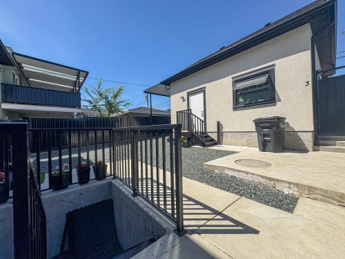 759 57Th Avenue E, Vancouver, BC 