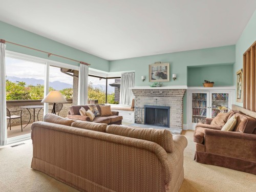 3820 12Th Avenue W, Vancouver, BC 