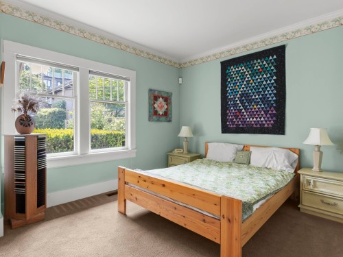 3820 12Th Avenue W, Vancouver, BC 