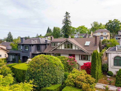 3820 12Th Avenue W, Vancouver, BC 