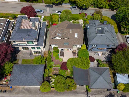 3820 12Th Avenue W, Vancouver, BC 