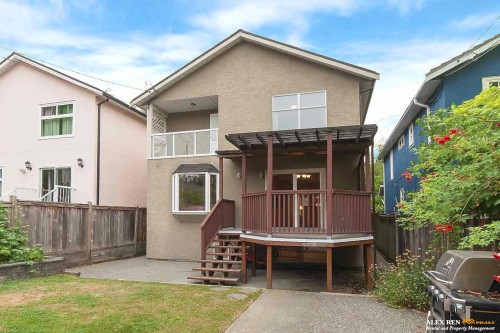 4350 14Th Avenue W, Vancouver, BC 