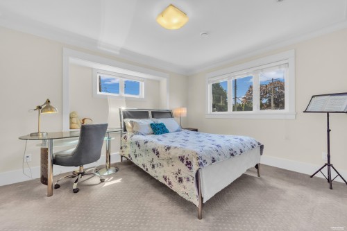 3618 24Th Avenue W, Vancouver, BC 
