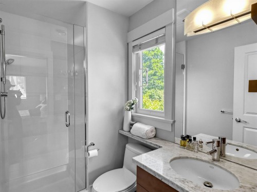 3618 24Th Avenue W, Vancouver, BC 