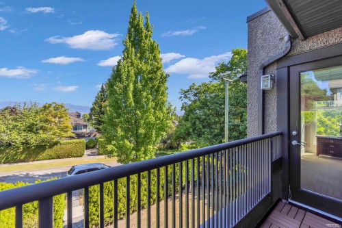 3618 24Th Avenue W, Vancouver, BC 
