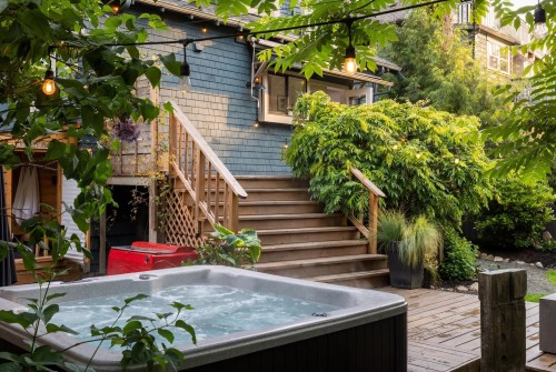 224 13Th Avenue W, Vancouver, BC 