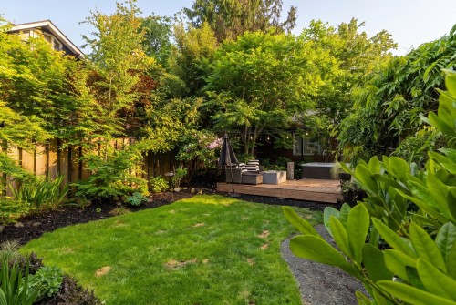 224 13Th Avenue W, Vancouver, BC 