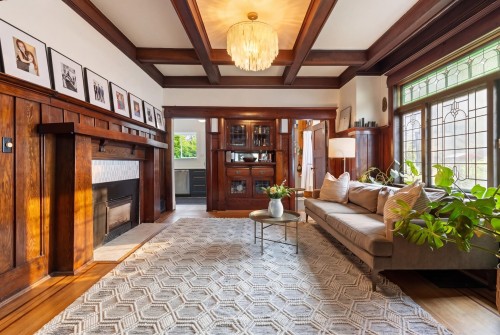 224 13Th Avenue W, Vancouver, BC 