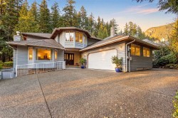 5707 Nancy Greene Way  North Vancouver, BC V7R 4W3