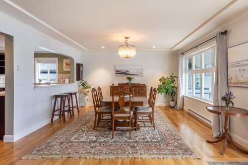 6417 Marmot Road, Sechelt, BC 