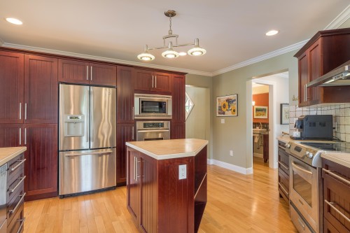 6417 Marmot Road, Sechelt, BC 