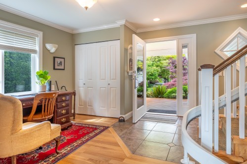 6417 Marmot Road, Sechelt, BC 