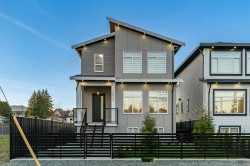 1533 Manning Avenue  Port Coquitlam, BC V3B 1K6