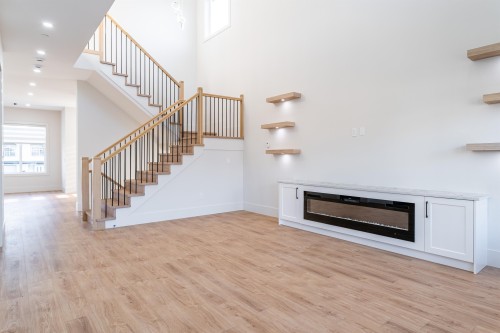 1533 Manning Avenue, Port Coquitlam, BC 