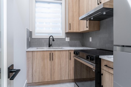 1533 Manning Avenue, Port Coquitlam, BC 