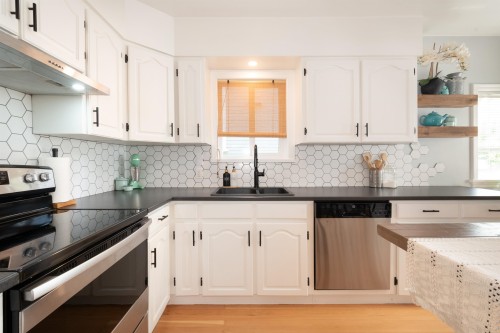 3120 Turner Street, Vancouver, BC 