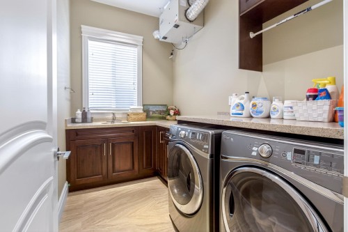 6011 Thetis Place, Richmond, BC 