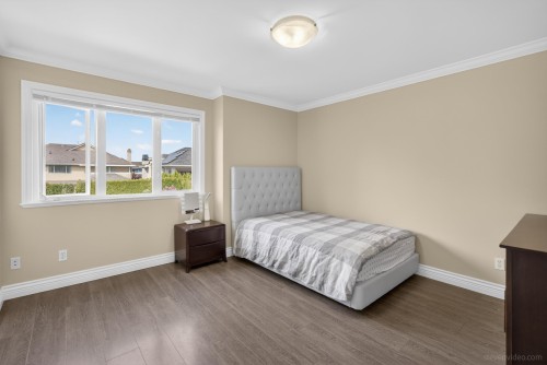 7611 Mccallan Road, Richmond, BC 