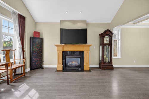 7611 Mccallan Road, Richmond, BC 